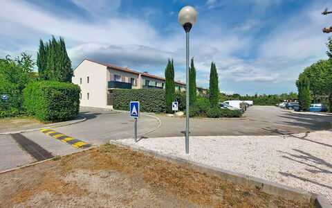 Les Bastides: Appartamento, Balcone, Costa, Condominio, Località Balneare, Ricorrere, Recinzione, Resort Citta ', Hotel, Corrimano
