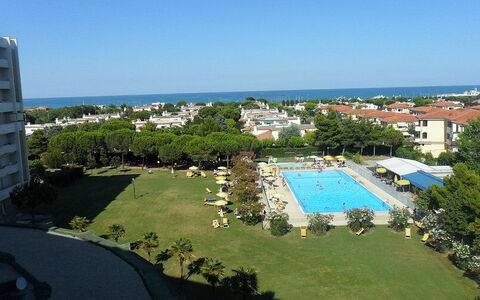 Suite Riviera: Piscina, Ricorrere, Ricreazione, Tempo Libero, Condominio, Shade, Hotel, Resort Citta ', Parco, Centro Ricreativo