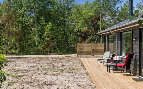 Gizelle - 200M from the Sea: Villetta, Giardino, Edifici Giardino, Shade, Backyard, Latifoglie, Cortile, Raccordo, Landscaping