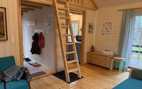 Heda - 1.6Km to the Fjord: Legna, Pavimentazione, Mobilia, Pavimento, Interior Design, Pavimento In Legno, Latifoglie, Color Legno, Soffitto, Camera