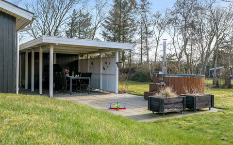 Ascan - 300M to the Fjord: Legna, Giardino, Backyard, Capannone, Edifici Giardino, Shade, Struttura Esterna, Prato, Cortile, Landscaping