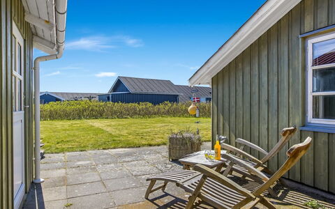 Ovine - 200M from the Sea: Piscina, Hotel, Balcone