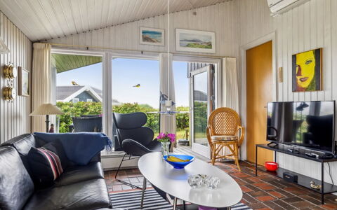 Alea - 150M from the Sea: Piscina, Hotel, Balcone