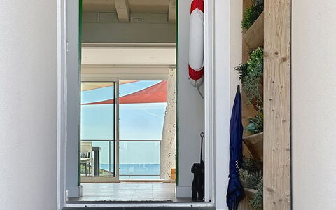 L'Incroyable Océane: Piscina, Hotel, Balcone