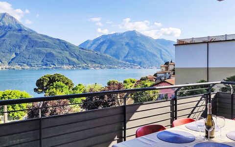 Casa Bel Lago: Piscina, Hotel, Balcone