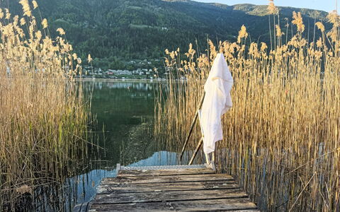 Ossiacher See 20: Acqua, Lago, Banca, Riflessione, Catena Montuosa, Lago, Serbatoio, Dock