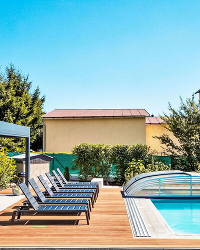 Bukanda: Piscina, Mobili Da Esterno, Ricorrere, Lettino, Materiale Composito, Ombrello, Eco Hotel, Tempo Libero, Shade, Sedia