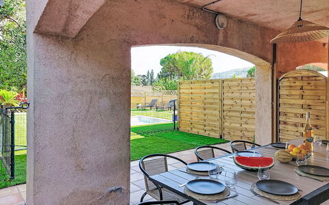 Villa Dolce Vita: Mobilia, Mobili Da Esterno, Tavolo Esterno, Shade, Cucina & Sala Da Pranzo Tavolo, Sedia, Hacienda, Backyard, Brick, Terrazza