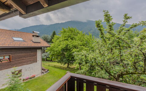 Lo Chalet del Bepy: Area Rurale, Villetta, Hill Station, Catena Montuosa, Pendenza, Valle, Cresta, Paesino Di Montagna, Agriturismo, Portico