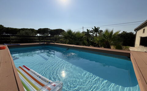 Villa Andrea: Blu, Piscina, Materiale Composito, Ricorrere, Eco Hotel, Shade, Hotel, Hacienda, Villa