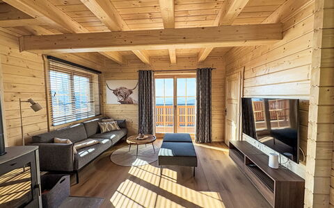 Nockhütte: Legna, Pavimento In Legno, Pavimentazione, Interior Design, Pavimento, Latifoglie, Color Legno, Mobilia, Plank, Camera