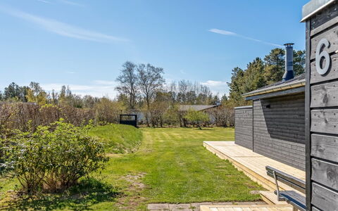 Gojko - from the Sea: Erba, Arbusto, Paesaggio, Lotto, Casa, Giardino, Groundcover, Villetta, Landscaping, Prato