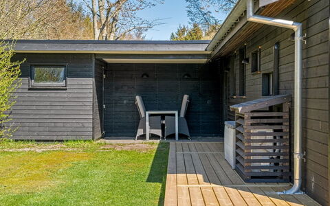 Gojko - from the Sea: Tetto, Casa, Casa, Villetta, Porta, Raccordo, Deck, Portico, Plank, Latifoglie
