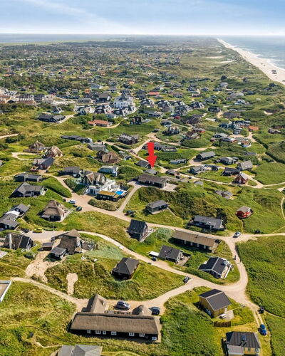 Tume - 250M from the Sea