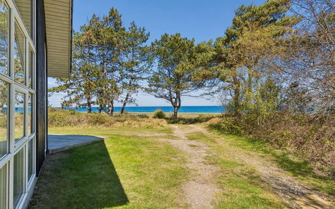 Ilppo - 100M from the Sea: Acqua, Risorse Idriche, Corpo D'Acqua, Roccia, Costa, Paesaggio Naturale, Promontorio, Costiera E Morfologie Oceanic, Terreno, Promontorio