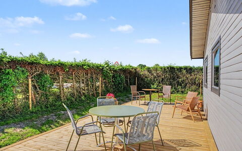 Jani - 620M from the Sea: Lotto, Giardino, Shade, Mobili Da Esterno, Landscaping, Cortile, Backyard, Prato, Tavolo Esterno, Eco Hotel
