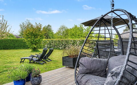 Jarik - 340M from the Sea: Mobilia, Mobili Da Esterno, Giardino, Sedia, Prato, Cortile, Backyard, Terrazza, Landscaping, Materiali Naturali