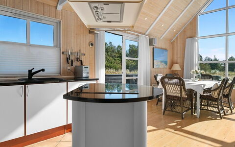 Yanne - 550M from the Sea: Legna, Cucina, Interior Design, Pavimentazione, Mobilia, Elettrodomestico Da Cucina, Soffitto, Controsoffitto, Illuminazione, Pavimento