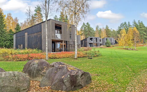 Villa Sinikka 1: Arbusto, Lotto, Giardino, Landscaping, Edifici Giardino, Piantagione, Log Cabin