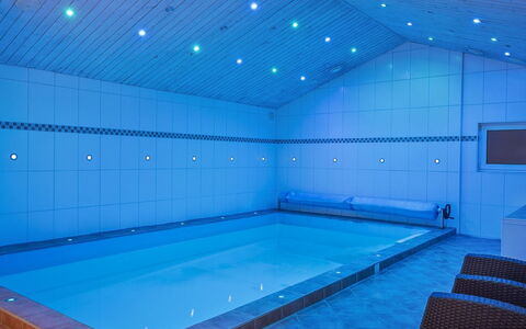 Wenke - 300M to the Fjord: Acqua, Risorse Idriche, Corpo D'Acqua, Roccia, Costa, Paesaggio Naturale, Promontorio, Costiera E Morfologie Oceanic, Terreno, Promontorio