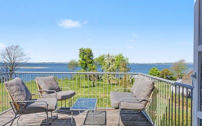 Hjort - 80M from the Sea