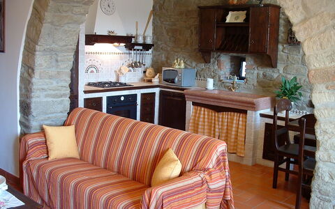 Casa Ivan: Camera, Mobilia, Soggiorno, Interior Design, Proprietà, Costruzione, Parete, Casa, Casa, Tavolo
