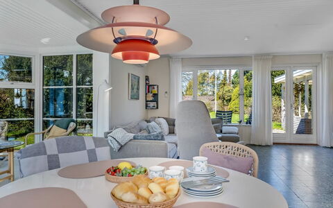 Ileana - 250M from the Sea: Interior Design, Soffitto, Mobilia, Pavimentazione, Pavimento, Sedia, Lampada, Color Legno, Soggiorno, Cucina & Sala Da Pranzo Tavolo
