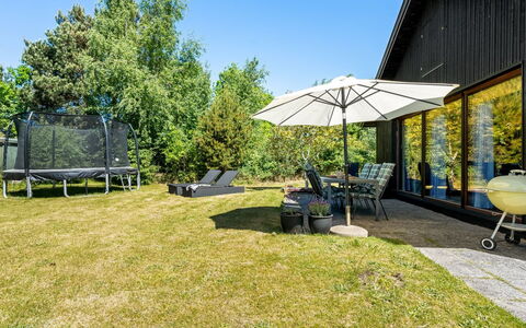 Tjerk - 900M from the Sea: Tetto, Casa, Casa, Villetta, Porta, Raccordo, Deck, Portico, Plank, Latifoglie