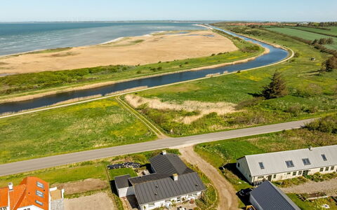 Grita - 100M to the Fjord: Tetto, Casa, Zona Residenziale, Casa, Estate, Villetta, Design