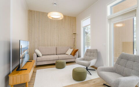 Saariselän Aavahelmi C: Mobilia, Interior Design, Pavimento, Pavimentazione, Divano, Soggiorno, Pavimento In Legno, Parete, Legna, Sedia