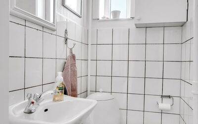 Bondi - 150M from the Sea