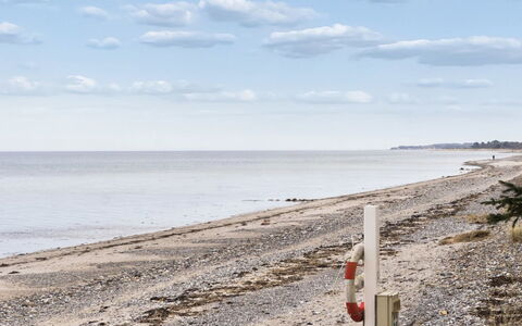 Ally - 1.2Km from the Sea: Legna, Tetto, Casa, Casa, Architettura, Raccordo, Lotto, Villetta, Capannone, Edifici Giardino
