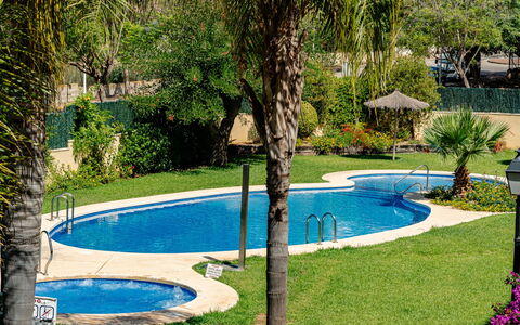 Jávea 455: Piscina, Ricorrere, Mobili Da Esterno, Eco Hotel, Landscaping, Shade, Tempo Libero, Hacienda, Giardino