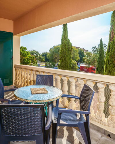 Jardines del Rio 455.1