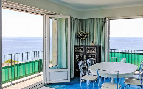Le Grand Lambert: Mare, Mobilia, Oceano, Balcone, Tenda, Sedia, Shade, Ricorrere, Pianta Della Casa, Finestra Trattamento