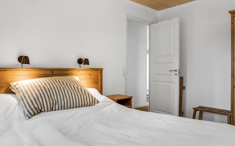 Linnea - from the Sea: Mobilia, Camera Da Letto, Interior Design, Letto, Legna, Pavimentazione, Pavimento, Bedding, Soffitto, Lenzuolo