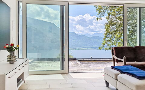 Mondsee Retreat: Pavimentazione, Pavimento, Interior Design, Mobilia, Divano, Soggiorno, Camera, Sedia, Soffitto