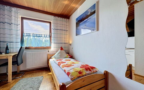 Augsburg-Diedorf 150: Interior Design, Casa, Appartamento, Camera, Camera Da Letto, Soffitto, Letto, Cornice, Hotel, Latifoglie