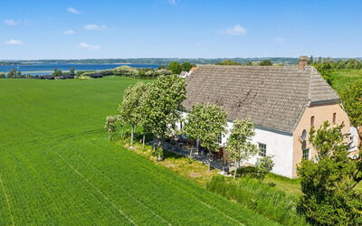 Mynthe - 750M from the Sea