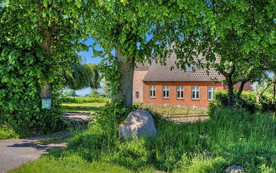 Mynthe - 750M from the Sea