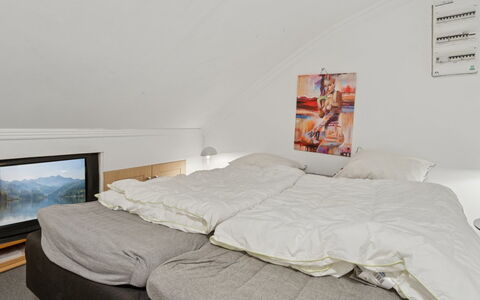 Ofelia - 4Km from the Sea: Zona Residenziale, Arbusto, Casa, Casa, Giardino, Estate, Shade, Landscaping, Prato