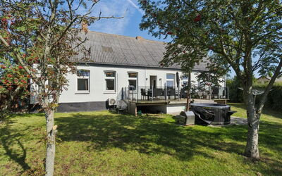Ofelia - 4Km from the Sea