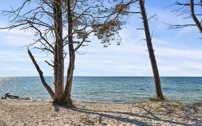 Jerg - 1Km from the Sea