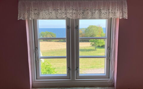 Hening - 150M from the Sea: Costruzione, Casa, Finestra, Casa, Tetto, Zona Residenziale, Arbusto, Villetta, Lotto