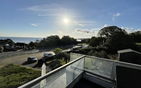Evalina - 150M from the Sea: Zona Residenziale, Arbusto, Casa, Casa, Giardino, Estate, Shade, Landscaping, Prato