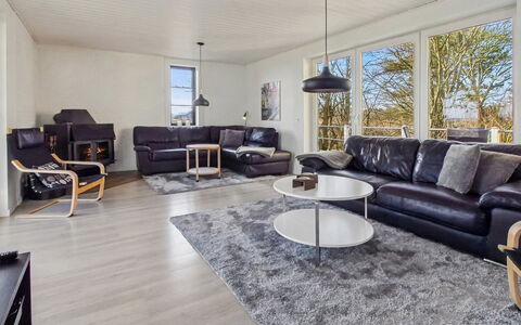 Aave - 5Km from the Sea: Legna, Casa, Mobilia, Soffitto, Villetta, Soggiorno, Latifoglie, Sedia, Pavimento In Legno