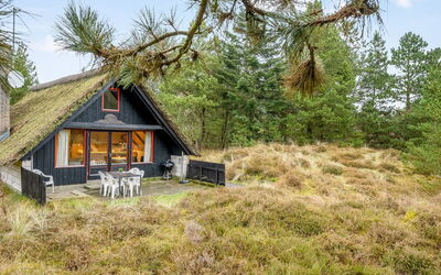 Erhardt - 2Km from the Sea