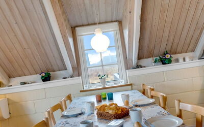 Nilsa - 800M from the Sea