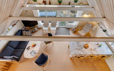 Nilsa - 800M from the Sea