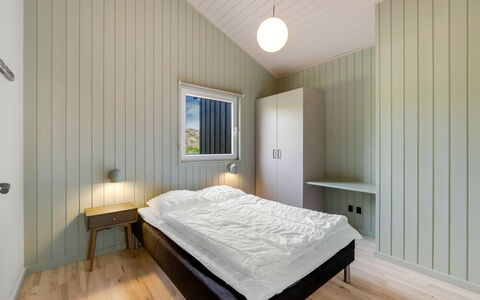 Mine - from the Sea: Pavimentazione, Interior Design, Legna, Pavimento, Soffitto, Camera Da Letto, Letto, Mobilia, Bedding, Camera